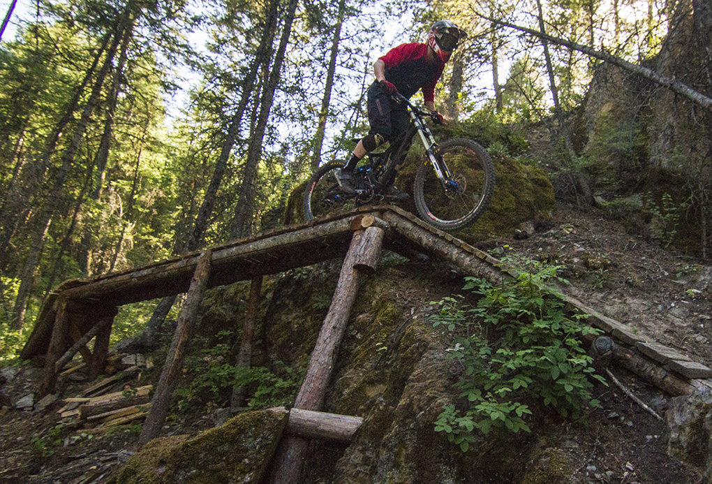 Race Face SixC 35 Carbon Bar and Atlas DM 35 Stem Blister