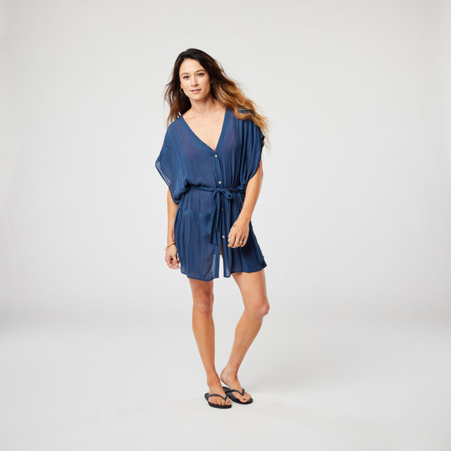 Kristin Sinnott reviews several nursing-friendly women's summer apparel pieces for Blister