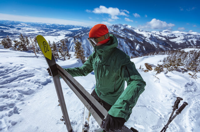 Jonathan Ellsworth talks with Checkerspot's Charlie Dimmler and Matt Sterbenz about the brand's background, goals, and its new ski brand, WNDR Alpine on the Blister Podcast.