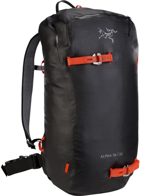 Sam Shaheen reviews the Arc'teryx Alpha SK 32 Backpack for Blister