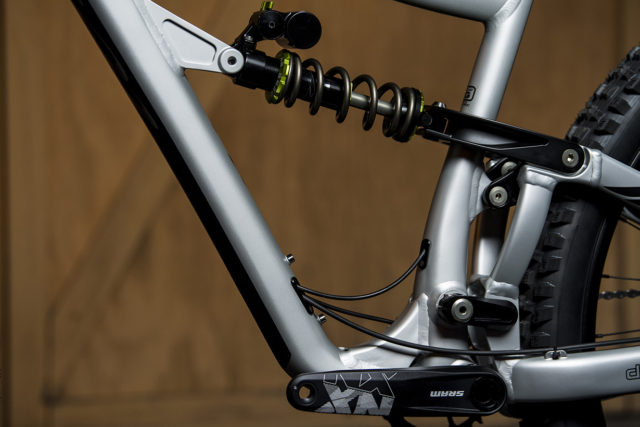Blister breaks down the details on the 2020 Ibis Ripmo AF.