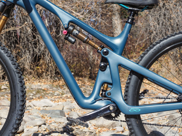 David Golay reviews the Yeti SB130 for Blister