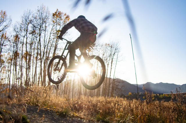 Why Mountain Bikers Need Flannel Shirts