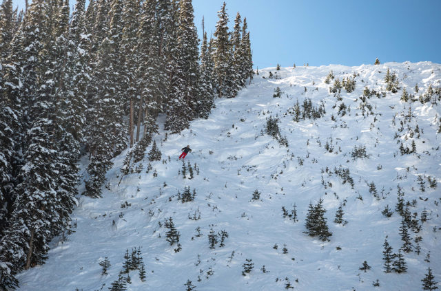 Jonathan Ellsworth and Luke Koppa review the Black Crows Atris for Blister in Crested Butte, Colorado.