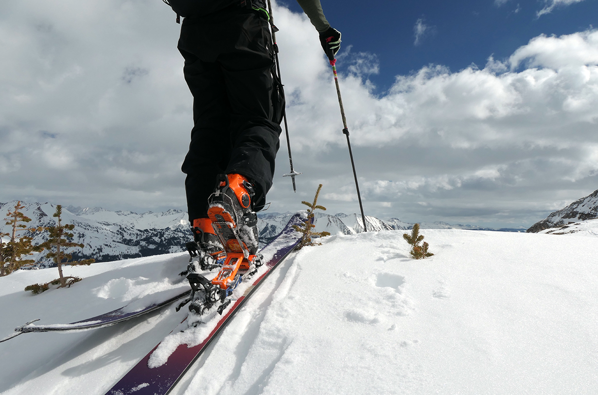 Luke Koppa & Eric Freson review Daymakers Alpine Touring Adapters for Blister.