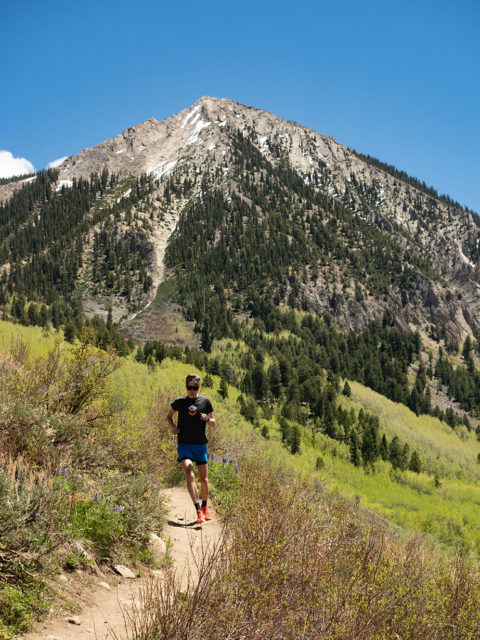 Gordon Gianniny reviews the Salomon S/Lab Sense 8 for Blister in Crested Butte, Colorado.