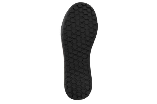 Blister's mountain bike flat-pedal shoe roundup