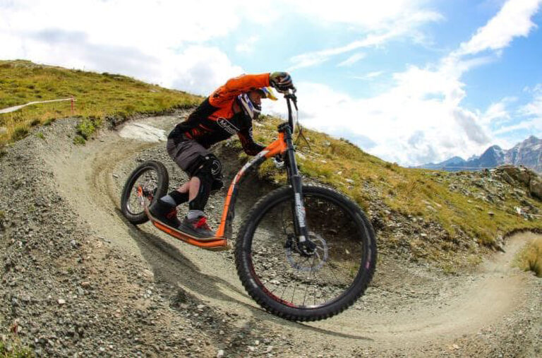 Gravity Scooter's Jordi Ponti goes on Blister's Bikes & Big Ideas podcast to discuss what the origins of the brand and sport, scooter mushing, and much more