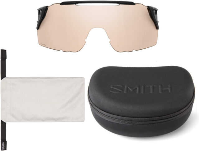 David Golay reviews the Smith Forefront 2 Helmet & Smith Attack MAG MTB Glasses for Blister