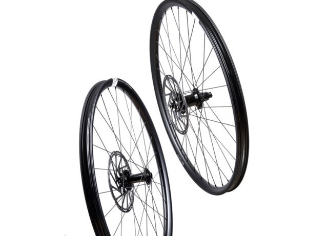 Hunt carbon cheap mtb wheels