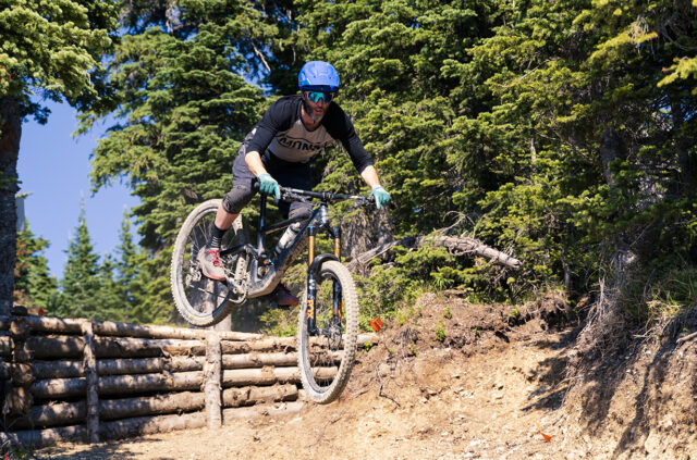 Noah Bodman reviews the Hunt All-Mountain Carbon H_Impact Wheelset for Blister