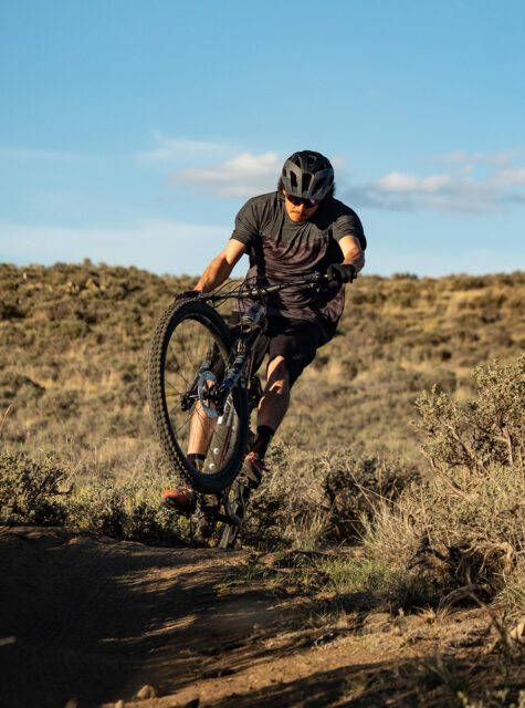 Dylan Wood and Eric Freson review the Pivot Trail 429 for Blister