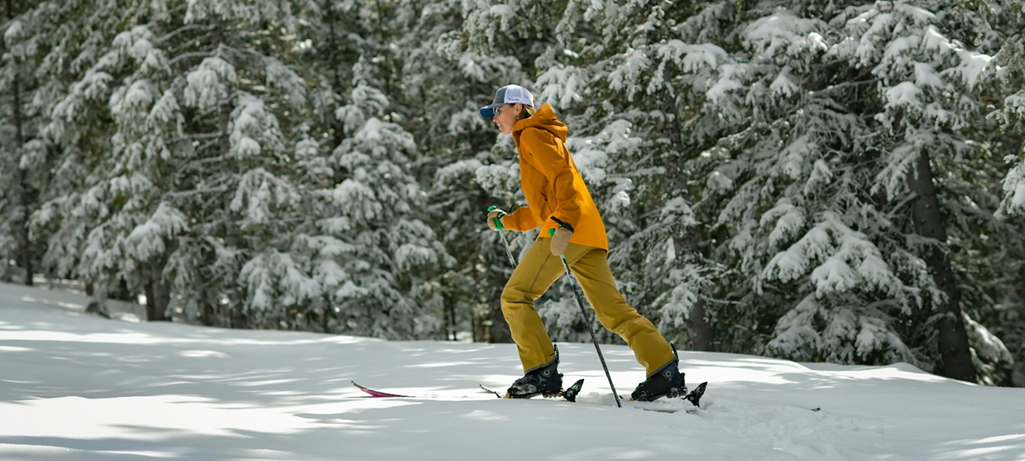 Rebecca Chow & Kristin Sinnott review the Arc'teryx Sentinel LT Jacket for Blister