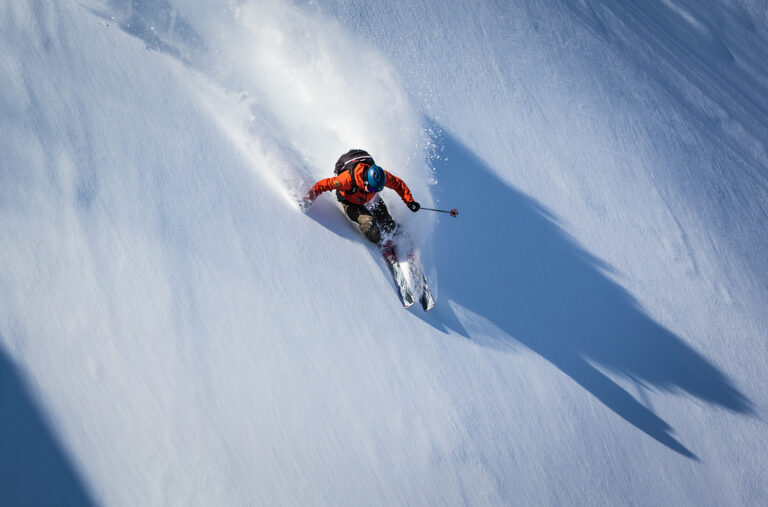 On Blister's GEAR:30 podcast, Paul Forward and Jonathan Ellsworth talk about a bunch of the powder skis Paul’s been reviewing this season in Girdwood, Alaska, including the Folsom Rapture, Moment Chipotle Banana, Whitedot Ragnarok ASYM, Faction La Machine, Blizzard Spur, Kye Shapes Numinous, & More
