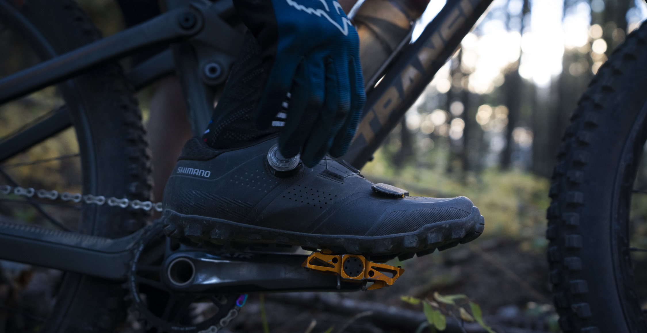 Shimano ME5 Clipless Shoes Review Blister