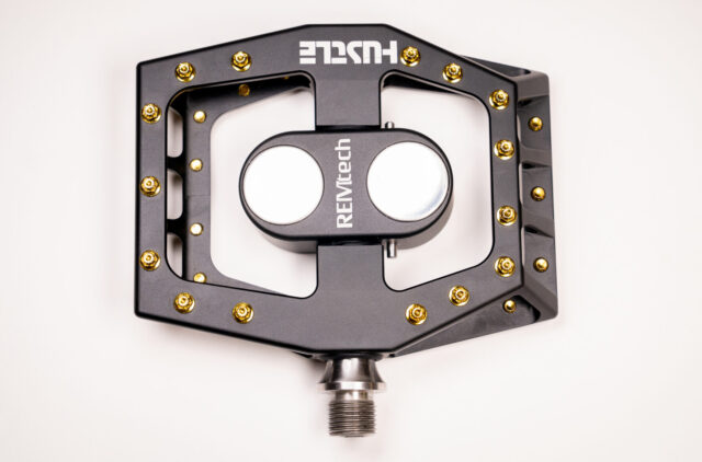 mtb magnetic pedals