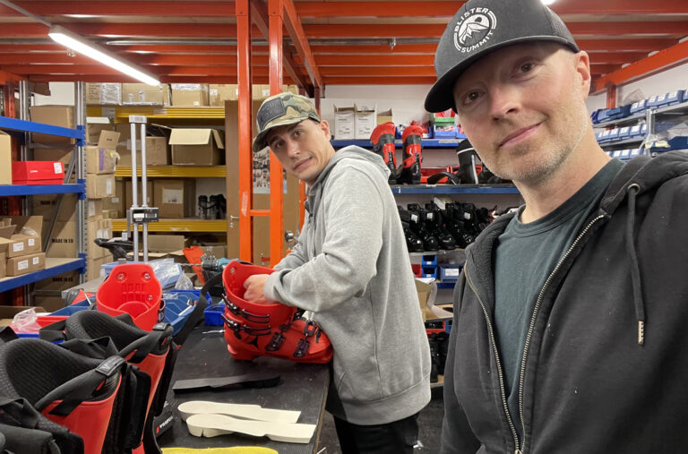 Matt Manser, Atomic’s ski boots product manager, is back on GEAR:30 to discuss Jonathan’s trip to Austria; Matt’s Jura coffee maker; our scotch & rye whiskey tasting sessions; skiing Zauchensee and Kitzsteinhorn on the Atomic Redster G9 RS, X9 S, and X9 WB; ski boot terms (and unconditional love); and some modifications we made to Jonathan’s ski boots — which you might want to consider for your own.