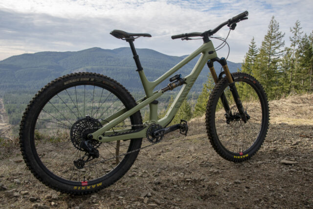 David Golay and Zack Henderson review the Canyon Spectral 125 for Blister