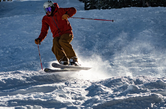 Luke Koppa, Dylan Wood, and Jonathan Ellsworth review review the J Skis Fastforward for Blister
