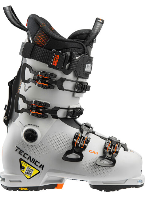 Kara Williard reviews the Tecnica Cochise Pro W for Blister