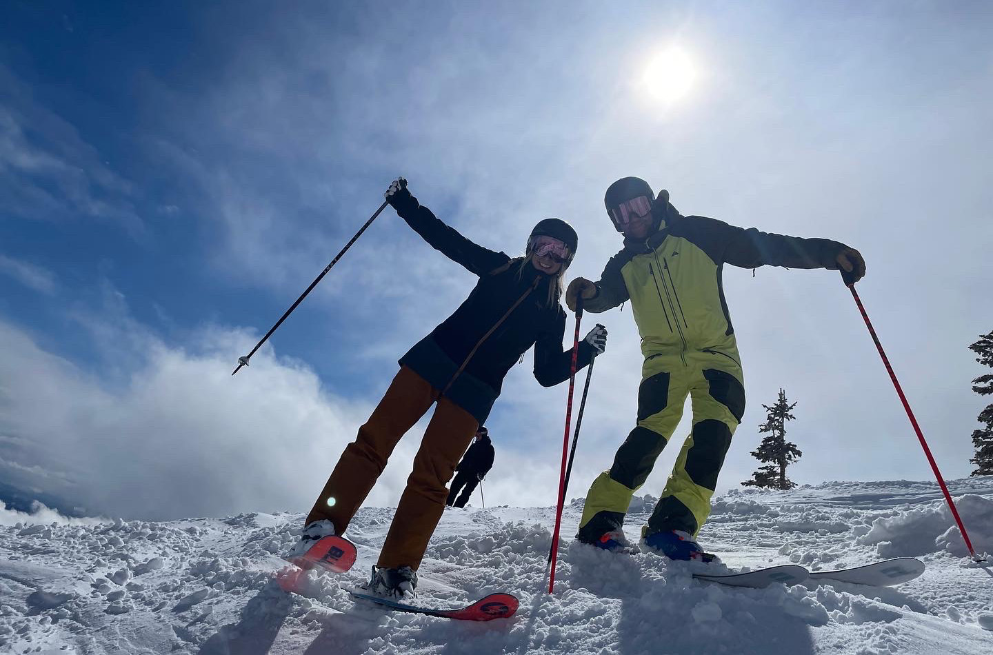 We talk with Rachel and Drew Harding from The Spokane Alpine Haus about the highlights and challenges of this past season; skiing with kids; a category of gear we’ve never talked about on GEAR:30 — heated socks; and more.