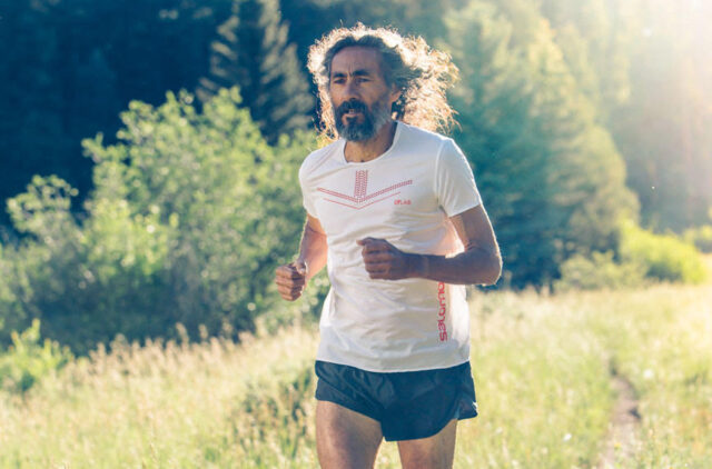 Pablo Vigil has been called the greatest mountain runner in the world. In the 1980s he was nearly unbeatable, winning the famous Sierre-Zinal four consecutive times. So on the Off The Couch Podcast, we talk to Pablo about the early days of mountain running; what has changed since then; why he thinks simplicity is still the key to training (and life); and much more.