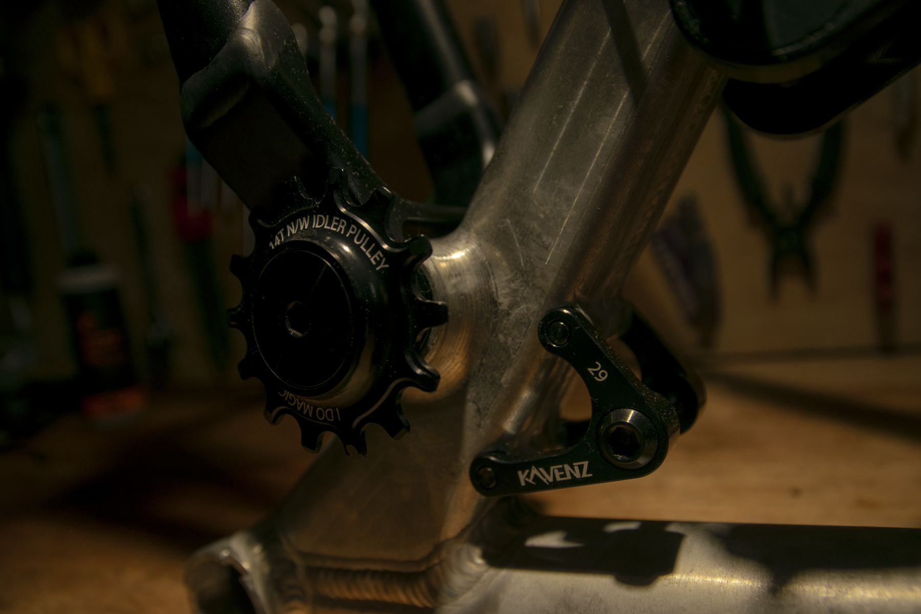 David Golay reviews the Kavenz VHP 16 for Blister