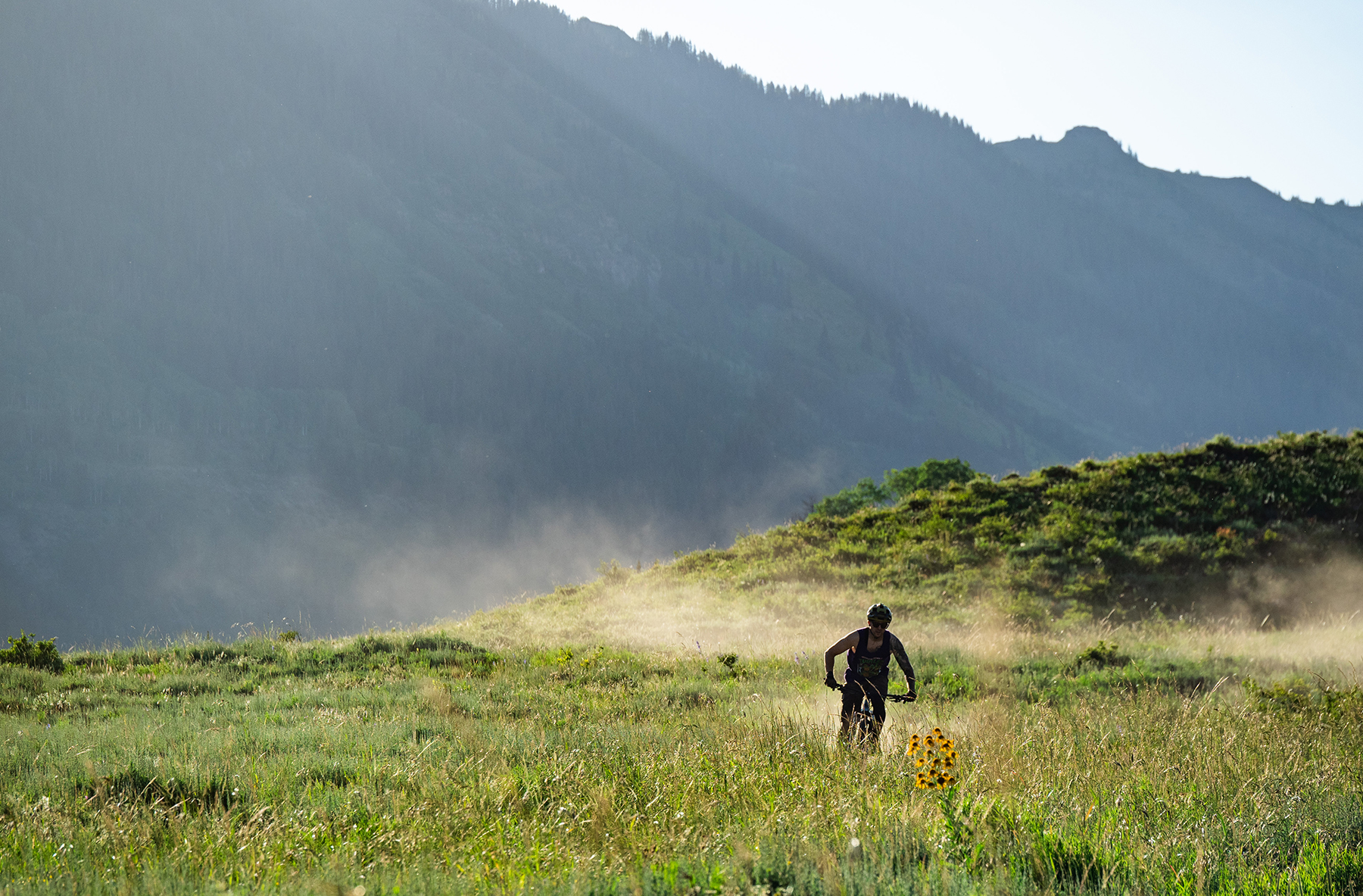 Eric Freson reviews the Five Ten Trailcross Clip-In for Blister