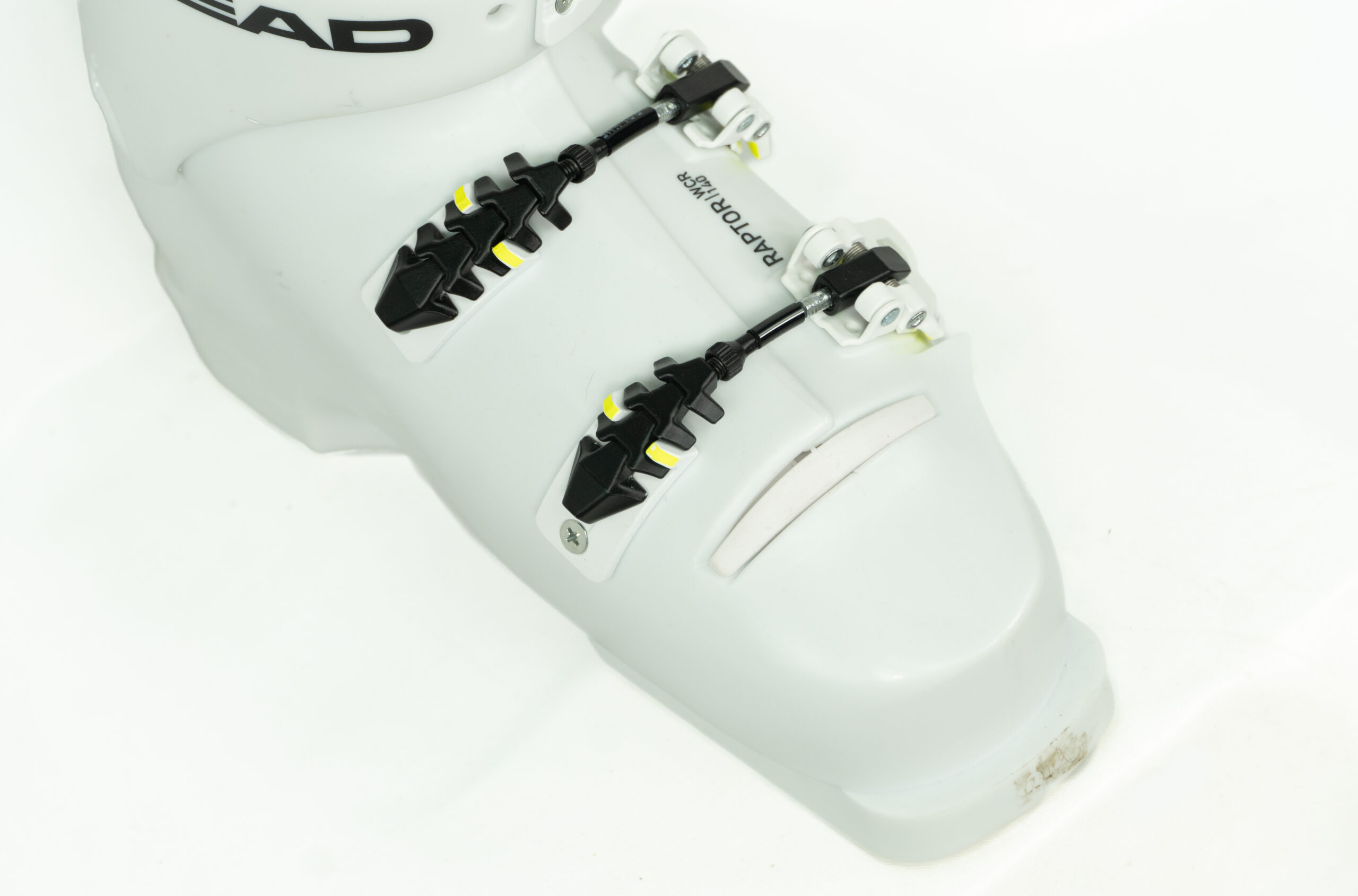 Jonathan Ellsworth reviews the Head Raptor WCR 140S for BLISTER.