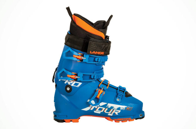 Drew Kelly reviews the Lange XT3 Tour Pro for BLISTER.