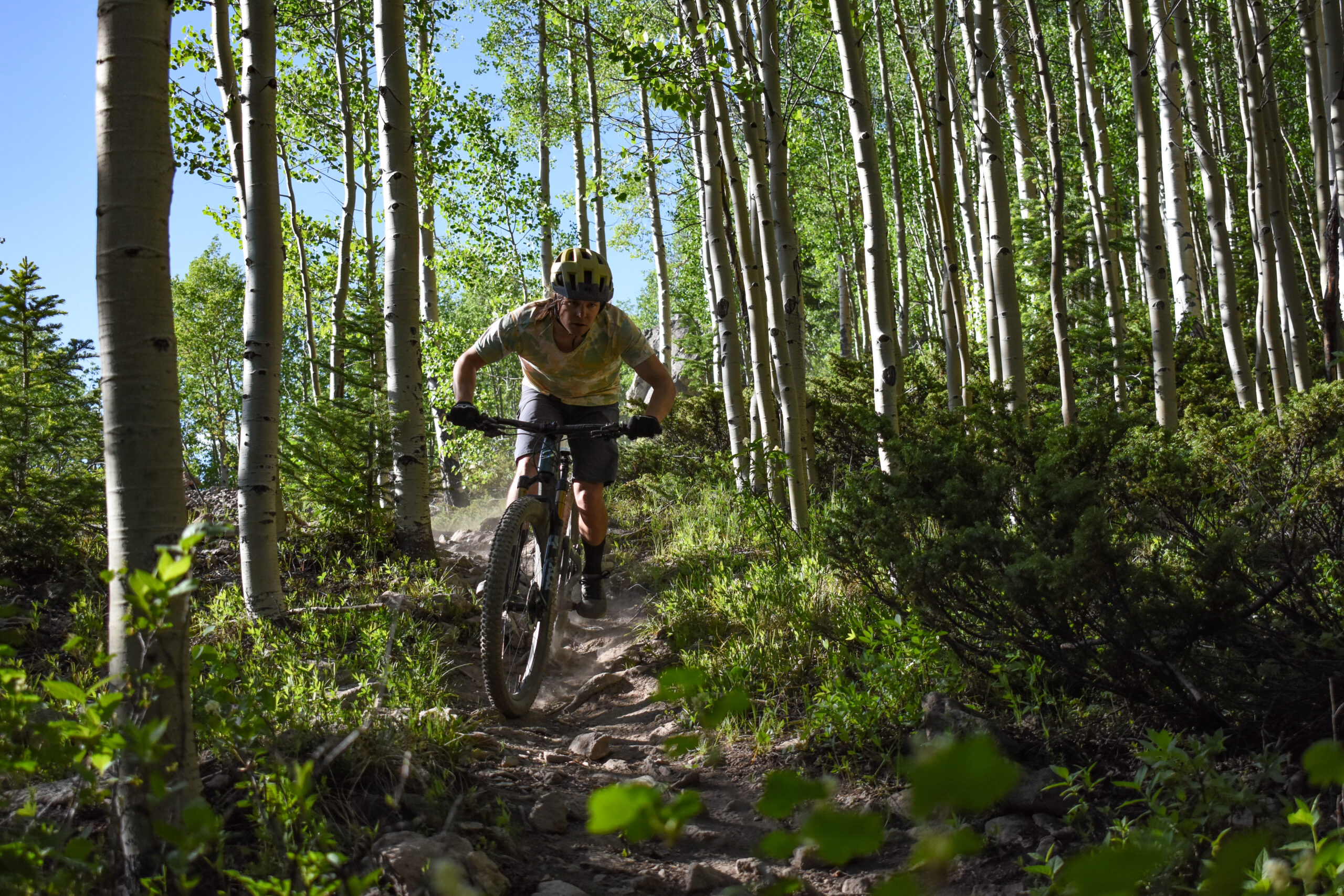 David Golay and Luke Koppa review the Giro Latch for Blister