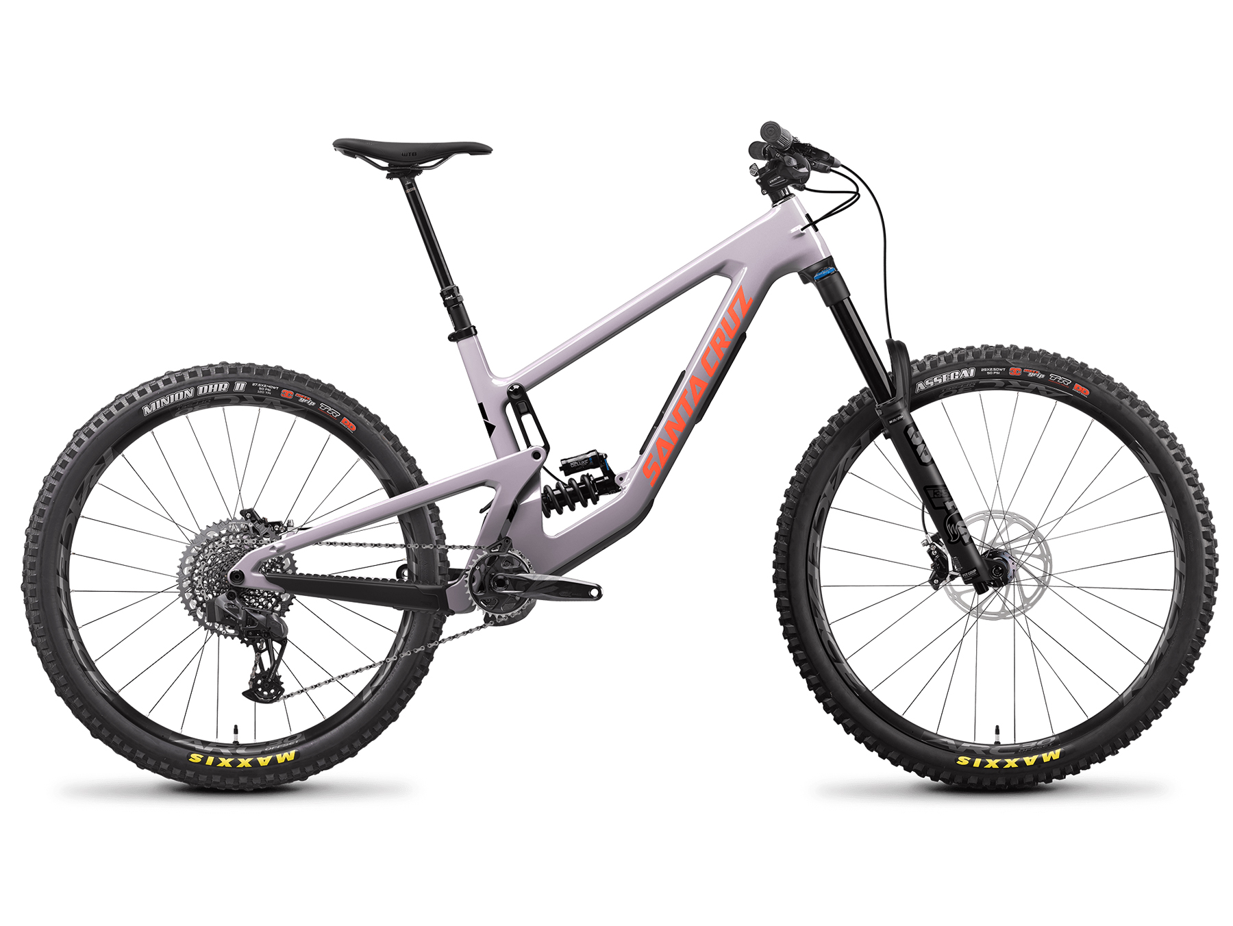 David Golay reviews the Santa Cruz Nomad for Blister