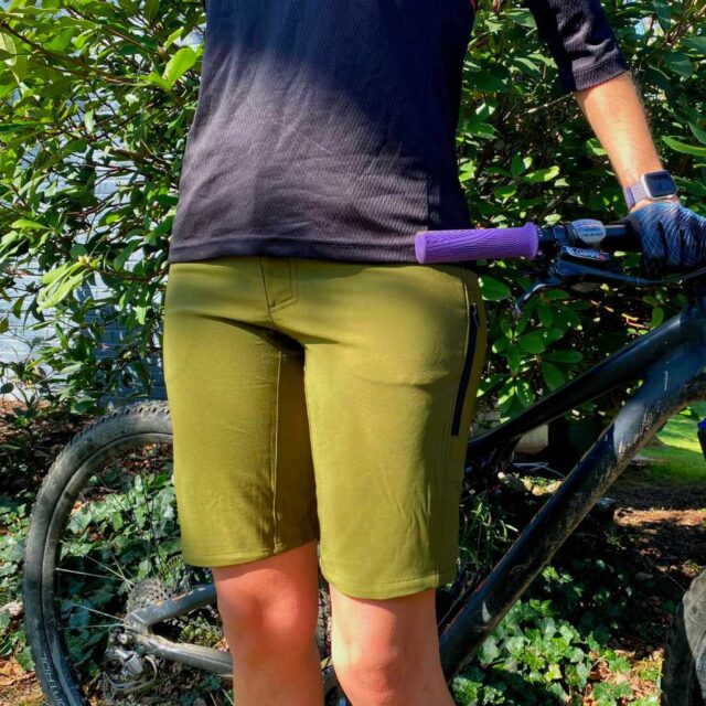 Kara Williard reviews the Cognitive MTB Women’s Guide Trail Short for BLISTER.