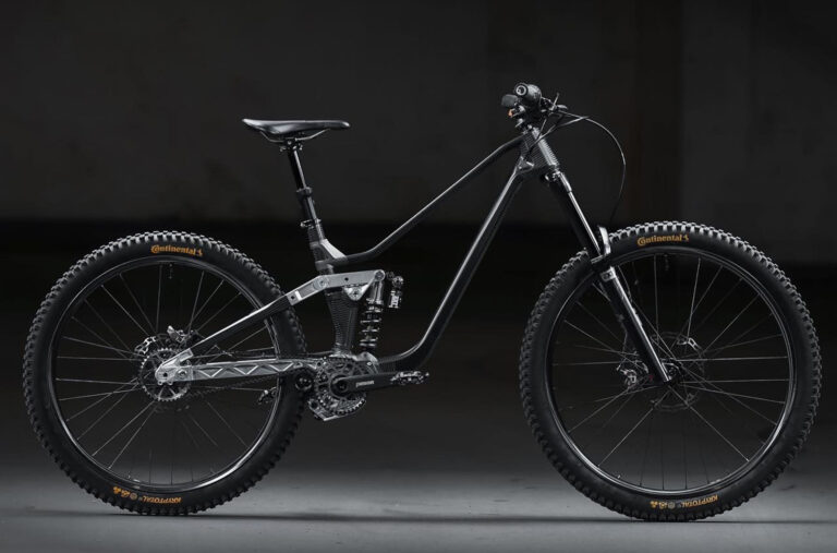 Lots of people have dreamed of building their ideal bike; few have actually done it, and fewer have made something as impressive as the Machina Bikes prototypes. So on this week’s episode of Bikes & Big Ideas, we sat down with founders Tom and Sion to get the whole story.