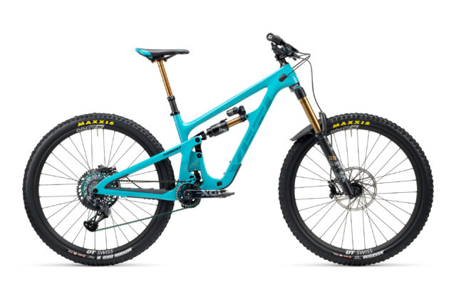 David Golay reviews the Yeti SB160 for Blister