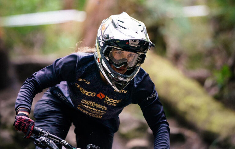 Ellie Smith on Racing all the Disciplines, Bike Setup, Welding, & More (Ep.148)