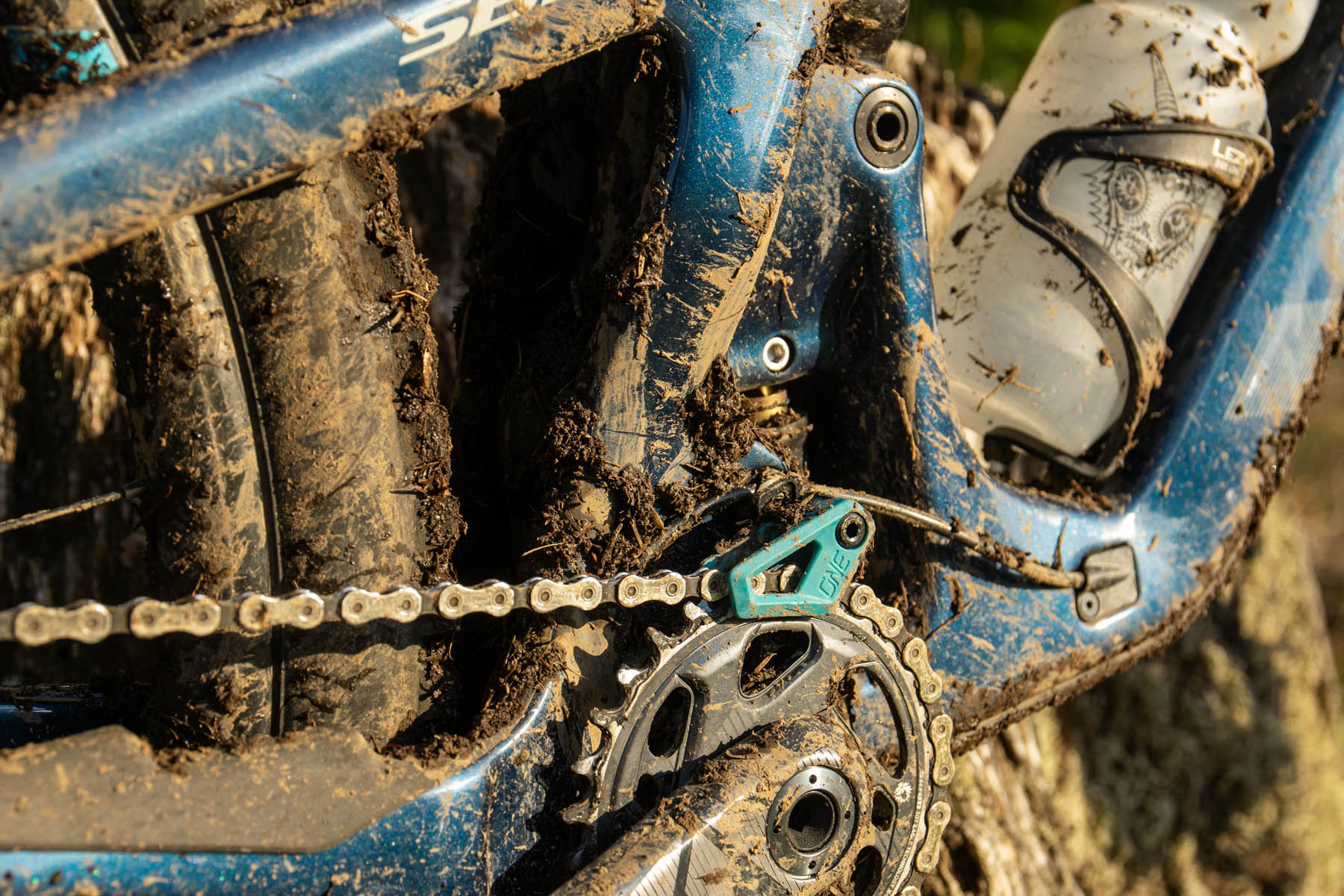 David Golay reviews the Yeti SB160 for Blister