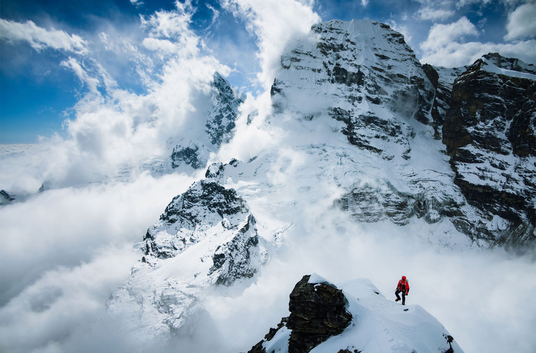 Last month, Garrett Madison, Ted Hesser, and their team summited an unnamed, unclimbed peak in Nepal above the village of Khembalung. So on the Blister Podcast, we talked with them about the details and style of the climb; naming the peak; and more.