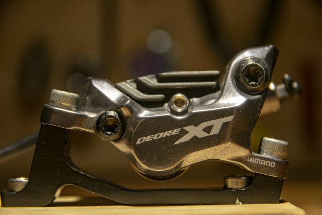 TEST: FRENOS SHIMANO DEORE XT 4 PISTONES - Planet Mtb