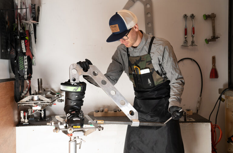 On this GEAR:30 episode, we are back with Kai Palkeinen, founder of Pulse Boot Lab, to hear about what Kai’s been up to since we last talked, including opening a third location in Collingwood; the evolution of Pulse and what they have in mind for the future; their process for developing and refining some 3D printing technology that is being applied to more than just ski boots; what it means to spend the day fitting race boots; why liners are everything, subjective, and also circular (?); Kai’s thoughts on BOA dials in ski boots, and more.