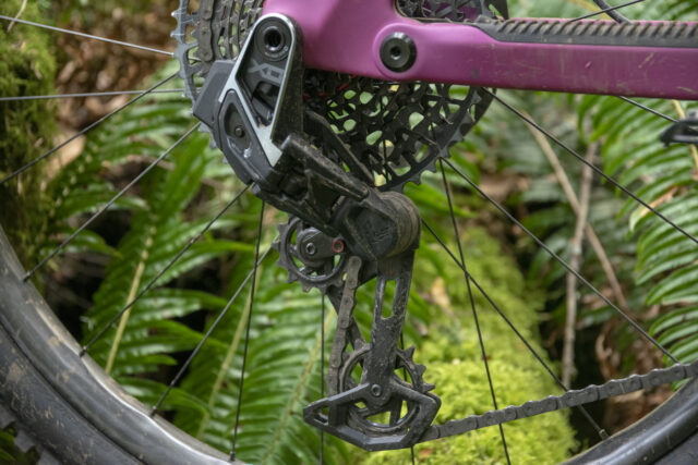 David Golay reviews the SRAM Eagle Transmission for Blister