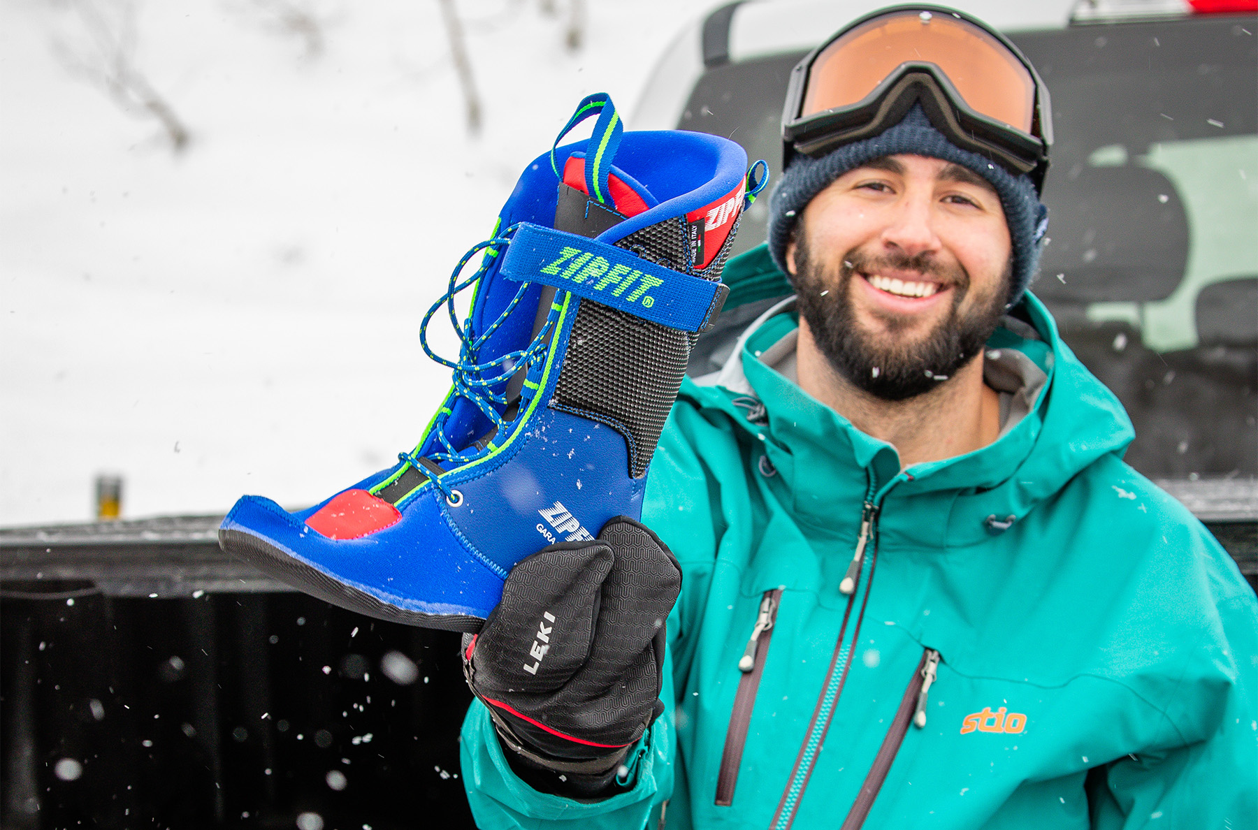On GEAR:30, Jonathan Ellsworth and Kara Williard talk with Jeff Colt, Brand Director for ZipFit, about “inner boots”; first-day vs. 3rd-day fit; reviewing ski boots; the new Zipfit x Fischer Ski Boots collab; and more.