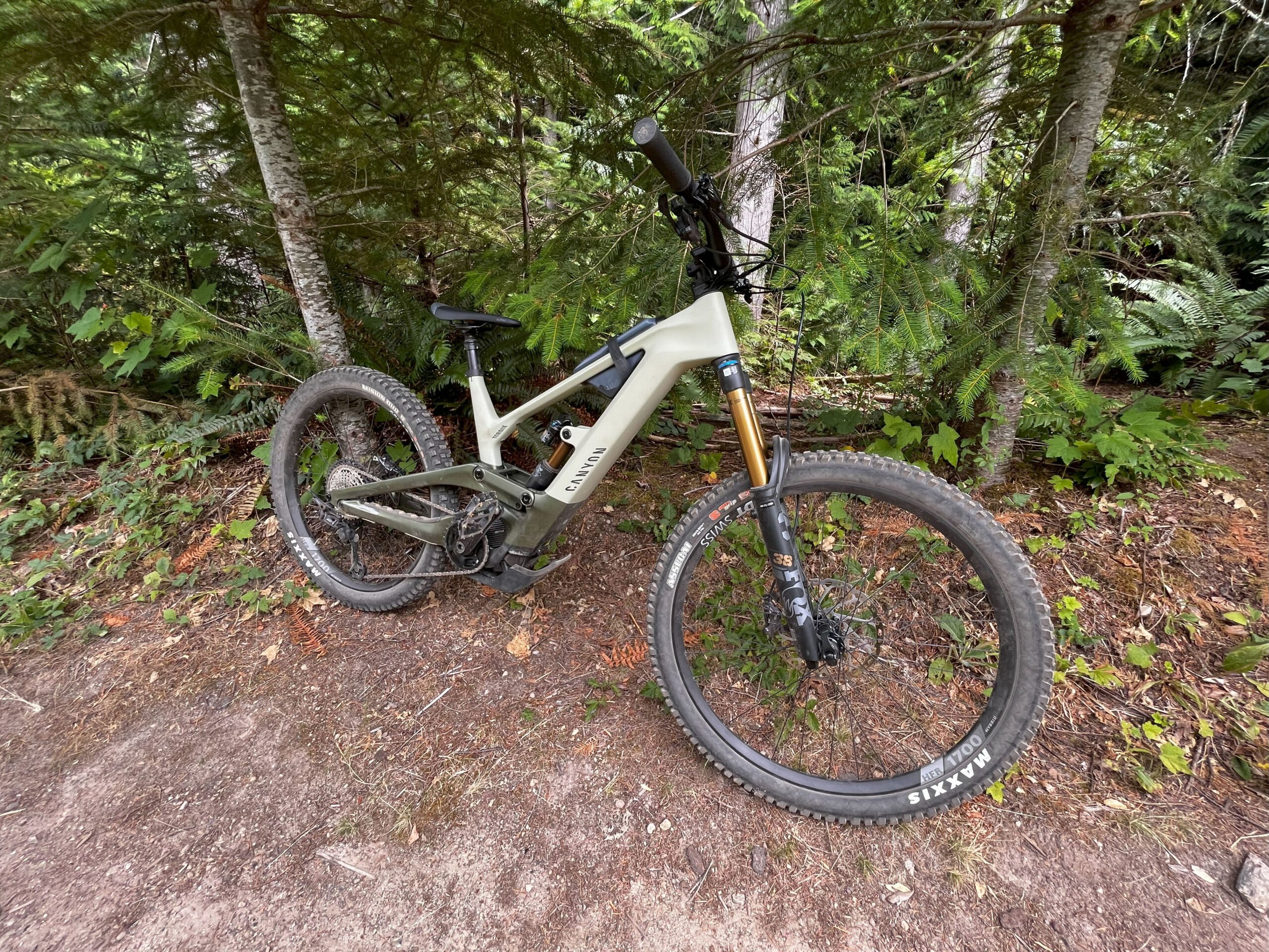 Zack Henderson and David Golay review the Canyon Torque:ON for Blister