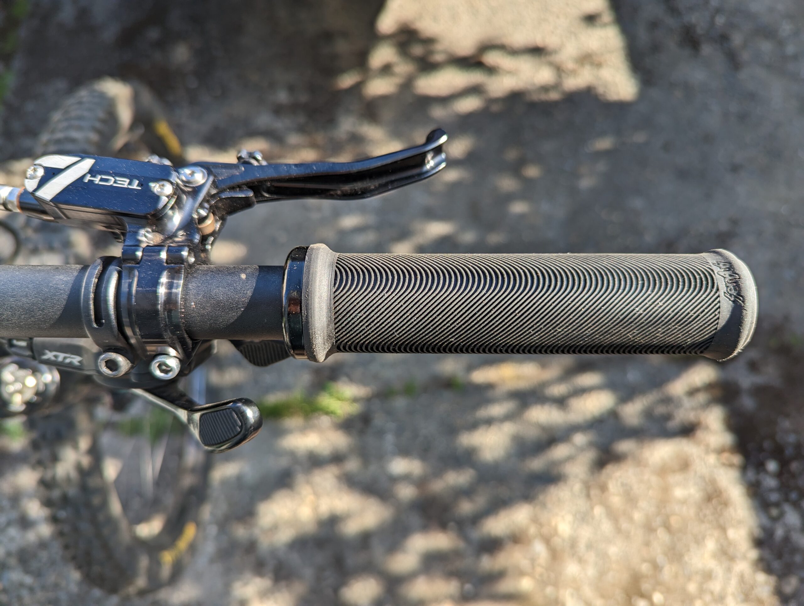 David Golay reviews the Sensus Lite Grips for BLISTER.