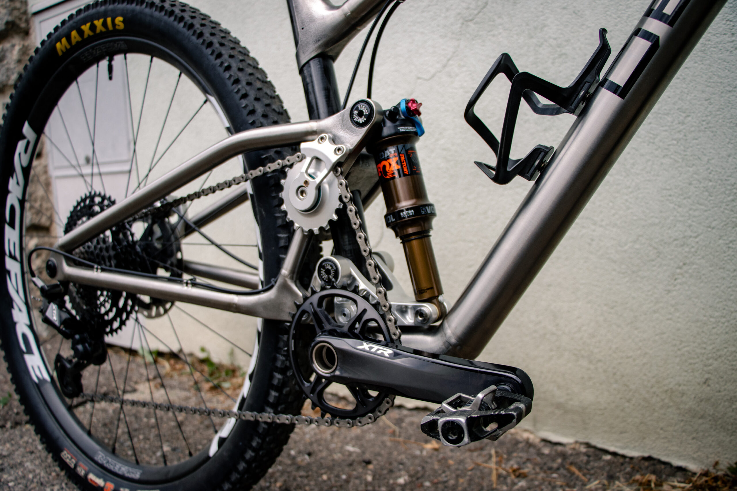 Deviate Cycles on High-Pivot Bikes, Onshoring Production, & the Lowlander Prototype (Ep.177)