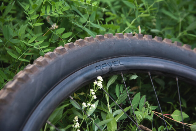 Dylan Wood reviews the Revel RW30 Gen2 Wheels for Blister