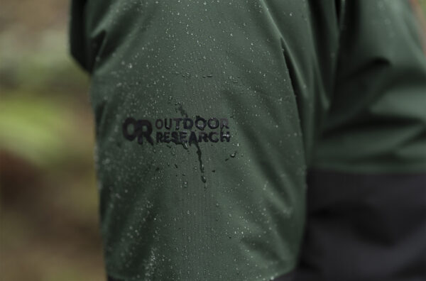 PFAS chemicals have been used in tons of technical apparel for decades, but that streak is ending very soon. So on GEAR:30, we sat down with Outdoor Research’s Alex Lauver to learn about this significant shake-up to the outdoor industry; PFAS-free DWR alternatives; how this will impact consumers and manufacturers alike, and more.