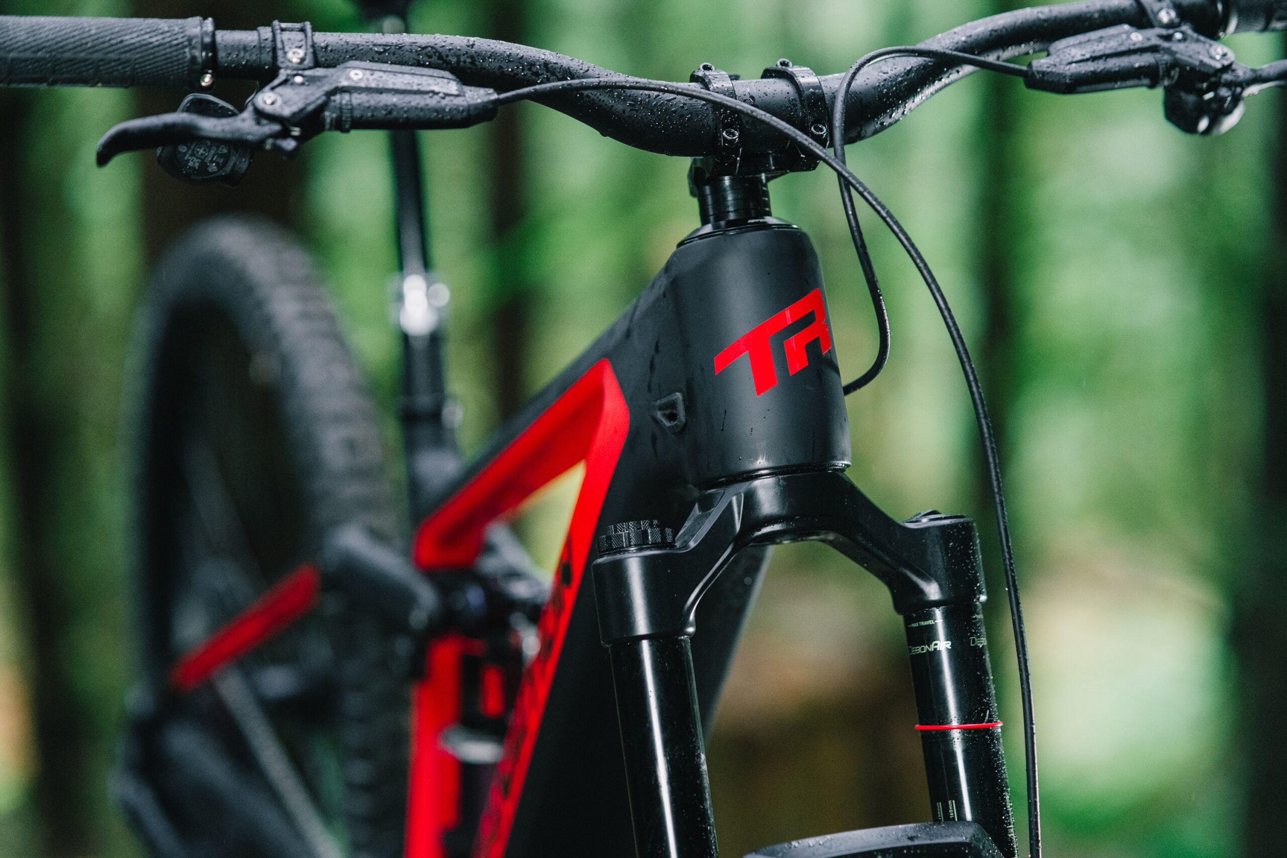 Simon Stewart reviews the Transition Repeater Powertrain for Blister