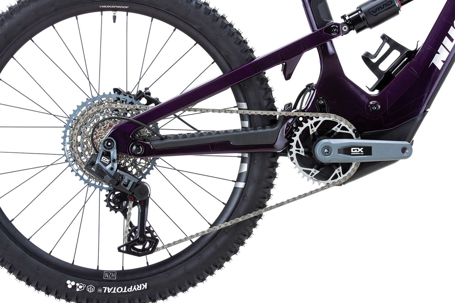 David Golay reviews the Nukeproof Megawatt Carbon for Blister