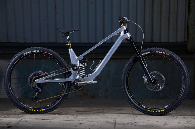 Tool has been developing a stunning-looking made-in-Quebec machined high-pivot Trail / Enduro bike with some radical geometry and design details, and for this week’s episode of Bikes & Big Ideas, we sat down with founder and designer William Boisvert to hear all about it.